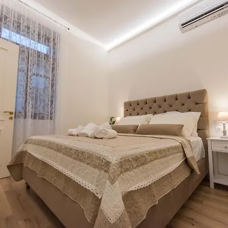 1571_ Suites A2 Nafpaktos Exterior photo