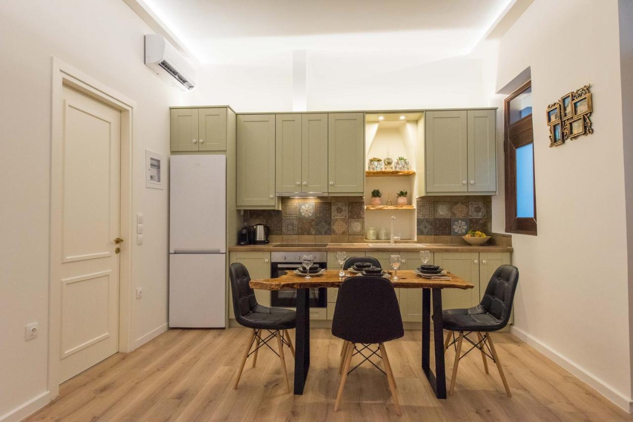 Apartment 1571_ A2 *