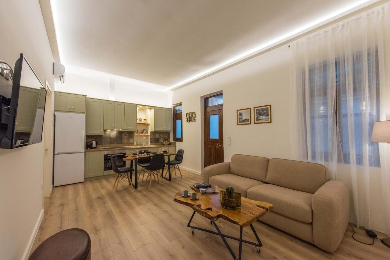 1571_ A2 Apartment *